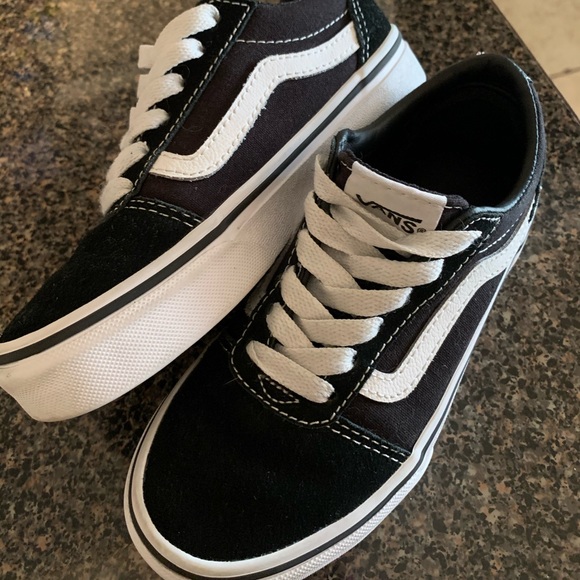 vans size 3y